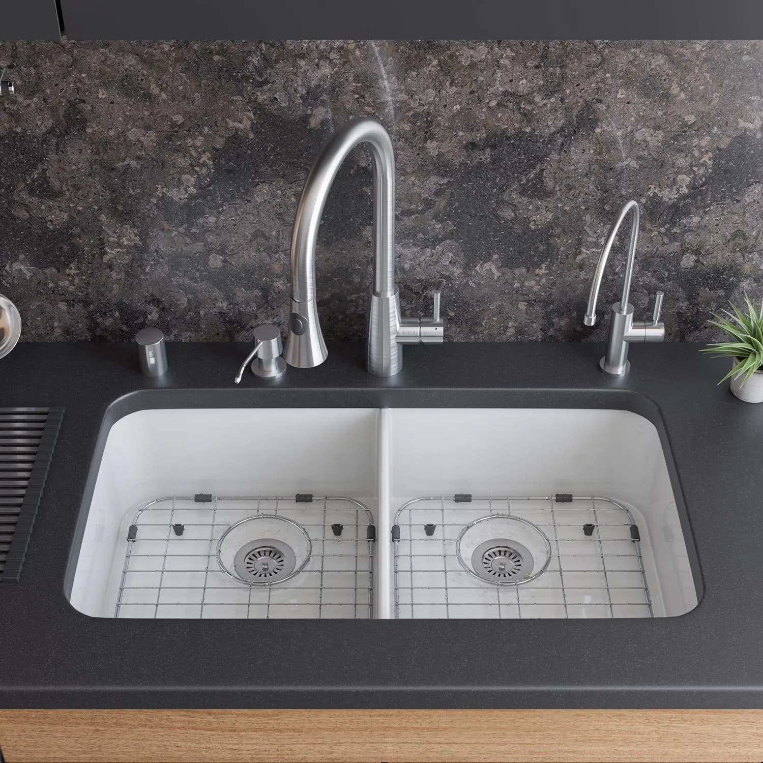 ALFI AB2034 Solid Pull Down Single Hole Kitchen Faucet - image 9