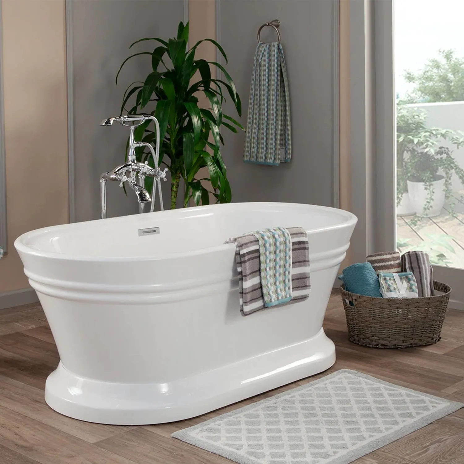 Altair Solace 59 x 30 Inch White Freestanding Oval Acrylic Bathtub - image 5