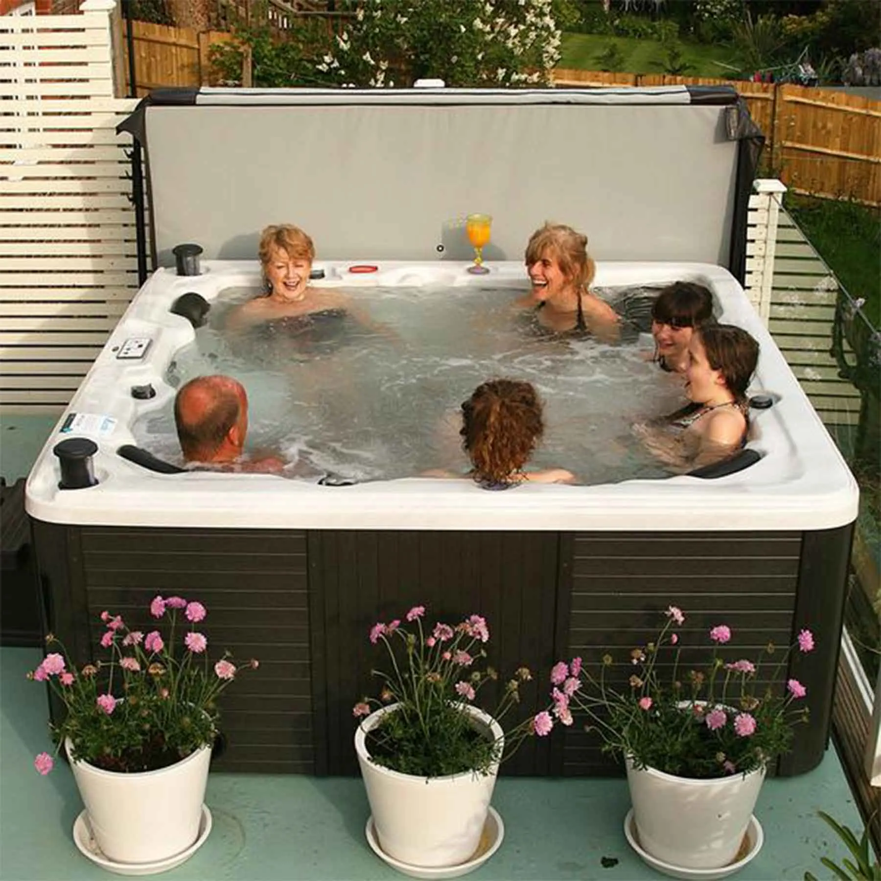 Canadian Spa Toronto 5-6 Person 44 Jetted 5.5 kW Spa Pool - image 4