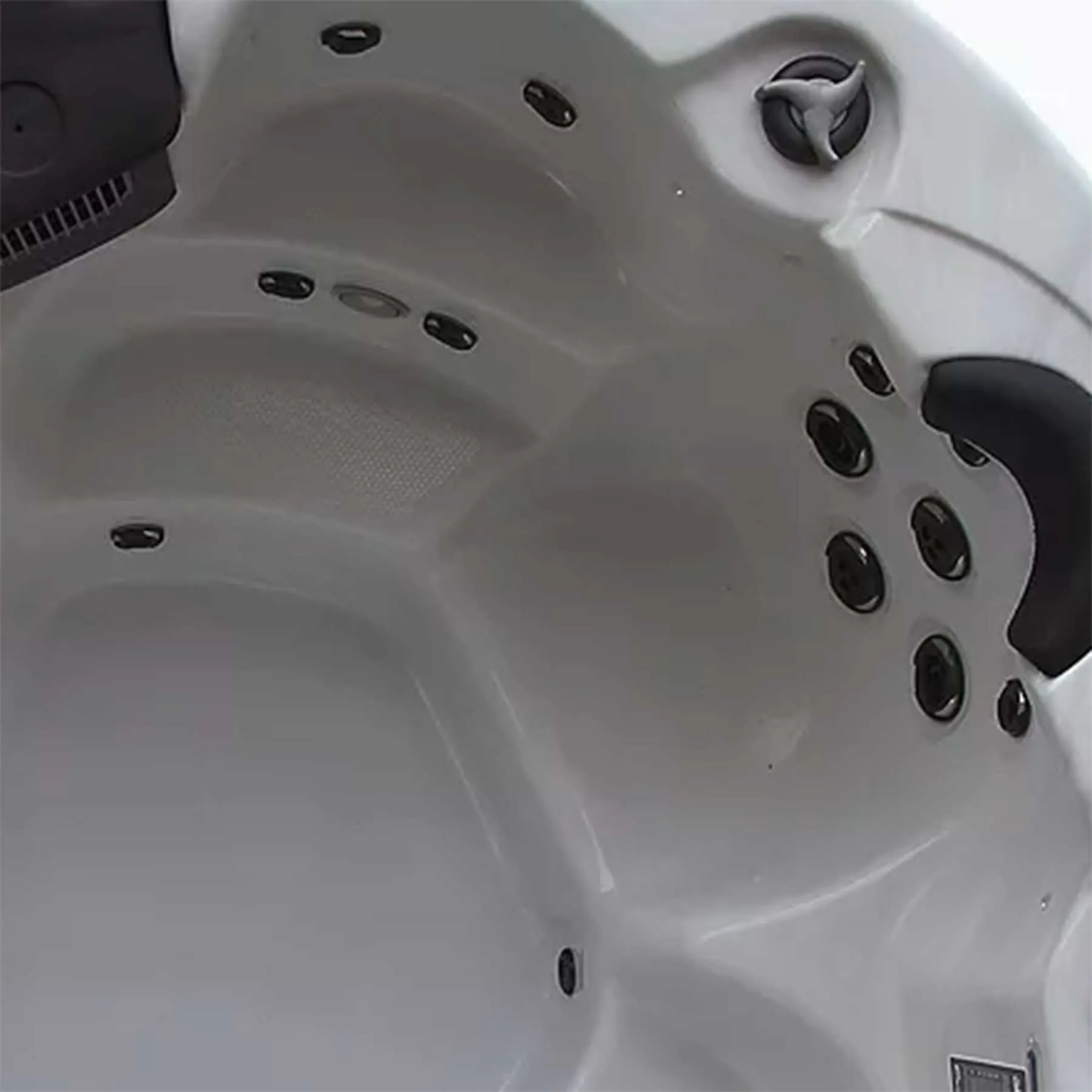 Canadian Spa Ottawa 5-6 Person 38 Jetted 5.5 kW Hot Tub - image 3